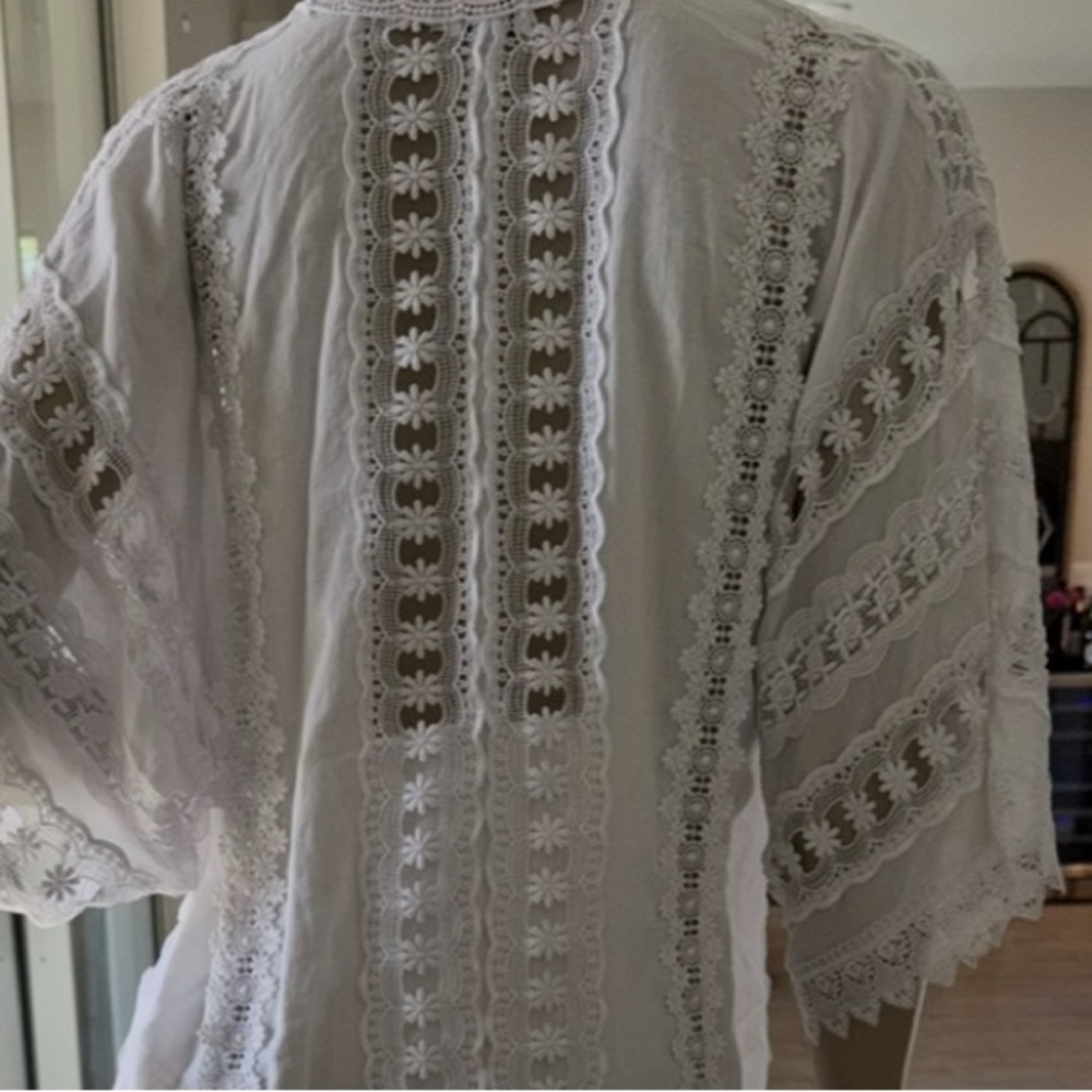 Charo Ruiz Aquila Kimono White Coverup - Picture 7 of 7